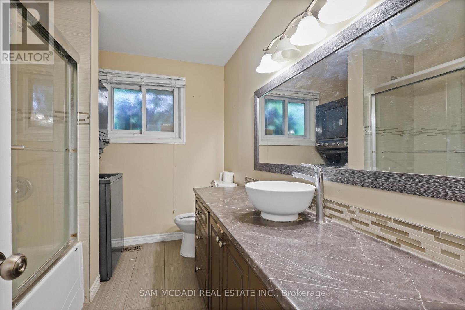 3456 Rexway Drive, Burlington, Ontario  L7N 2L6 - Photo 23 - W13471228