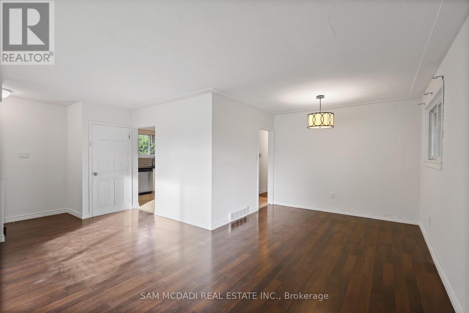 3456 Rexway Drive, Burlington, Ontario  L7N 2L6 - Photo 9 - W13471228