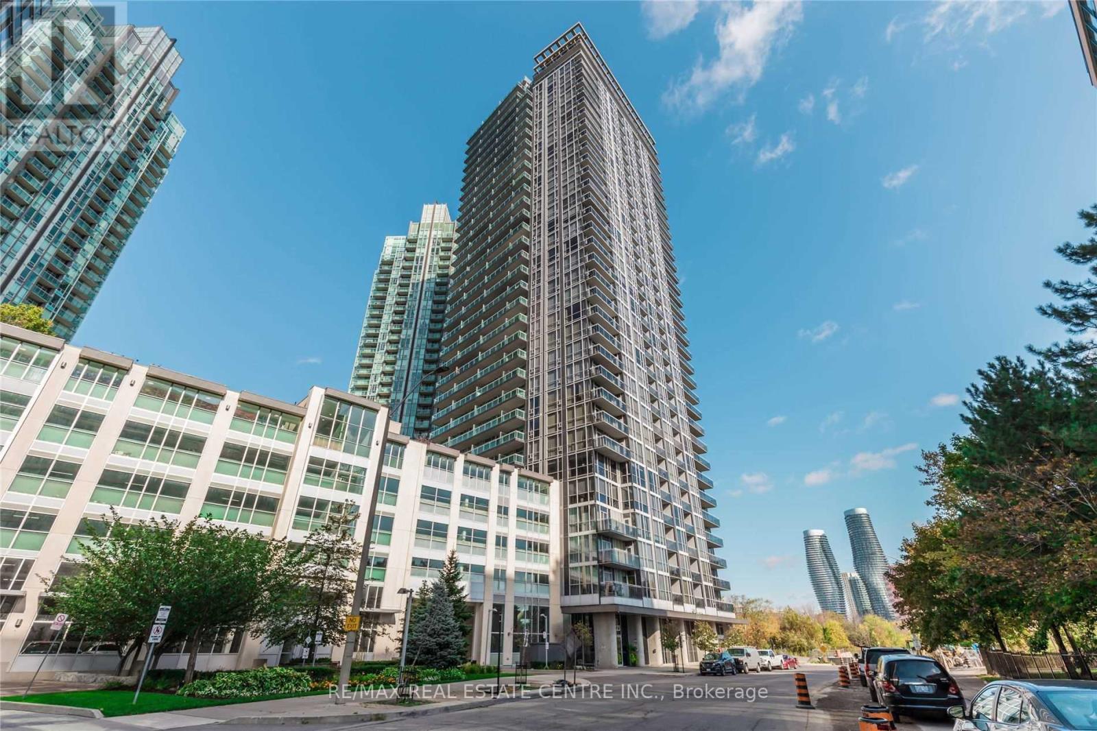 2004 - 223 WEBB DRIVE, Mississauga, Ontario