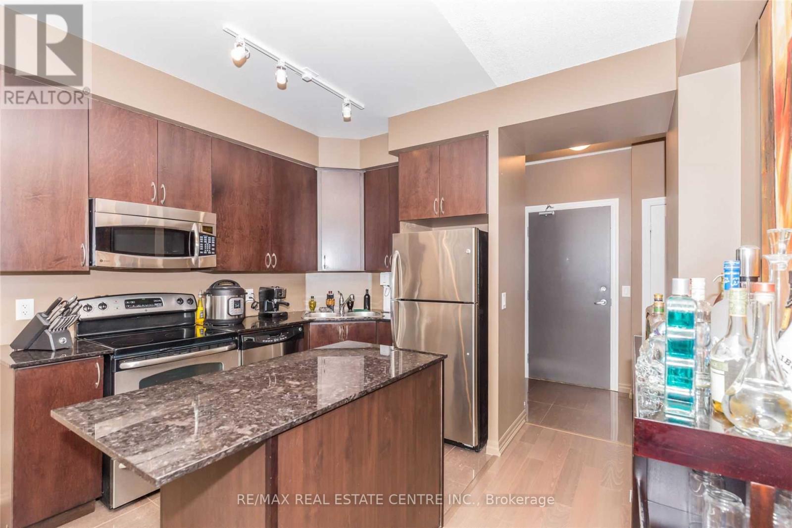 2004 - 223 Webb Drive, Mississauga, Ontario  L5B 0E8 - Photo 7 - W13471254