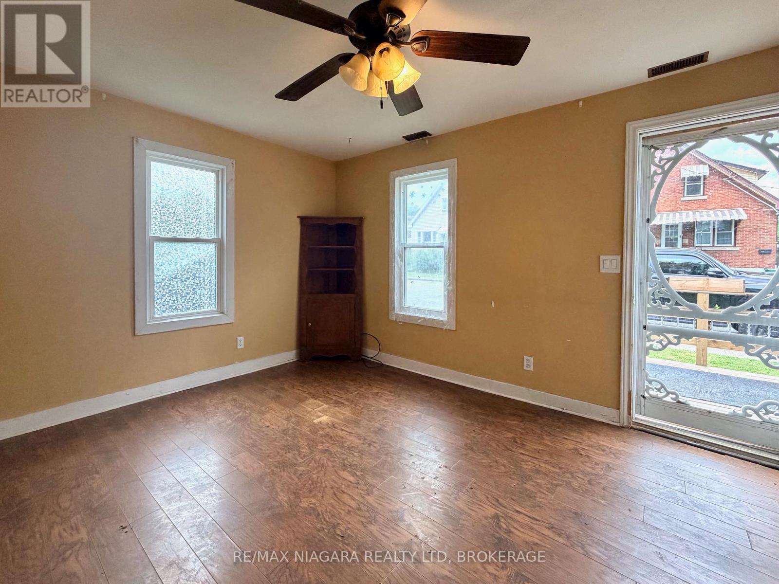 4103 Dyson Avenue, Niagara Falls, Ontario L2E 3L6 - Photo 13 - X13471316