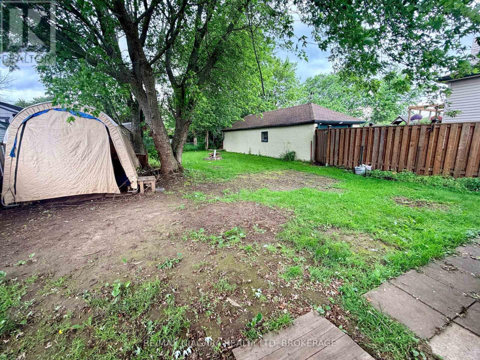 4103 Dyson Avenue, Niagara Falls, Ontario L2E 3L6 - Photo 4 - X13471316