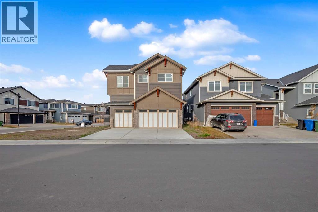 203 Kinniburgh Place, Chestermere, Alberta  T1X 1Y1 - Photo 4 - A2322935