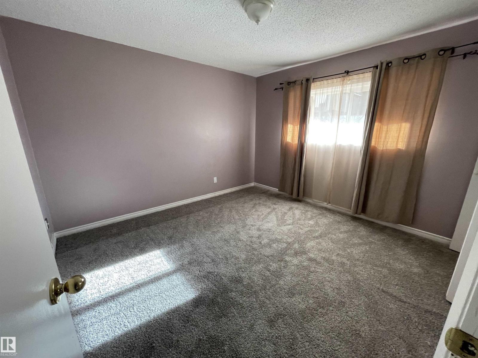 8930b 144 Av Nw, Edmonton, Alberta  T5E 5V4 - Photo 10 - E4494932