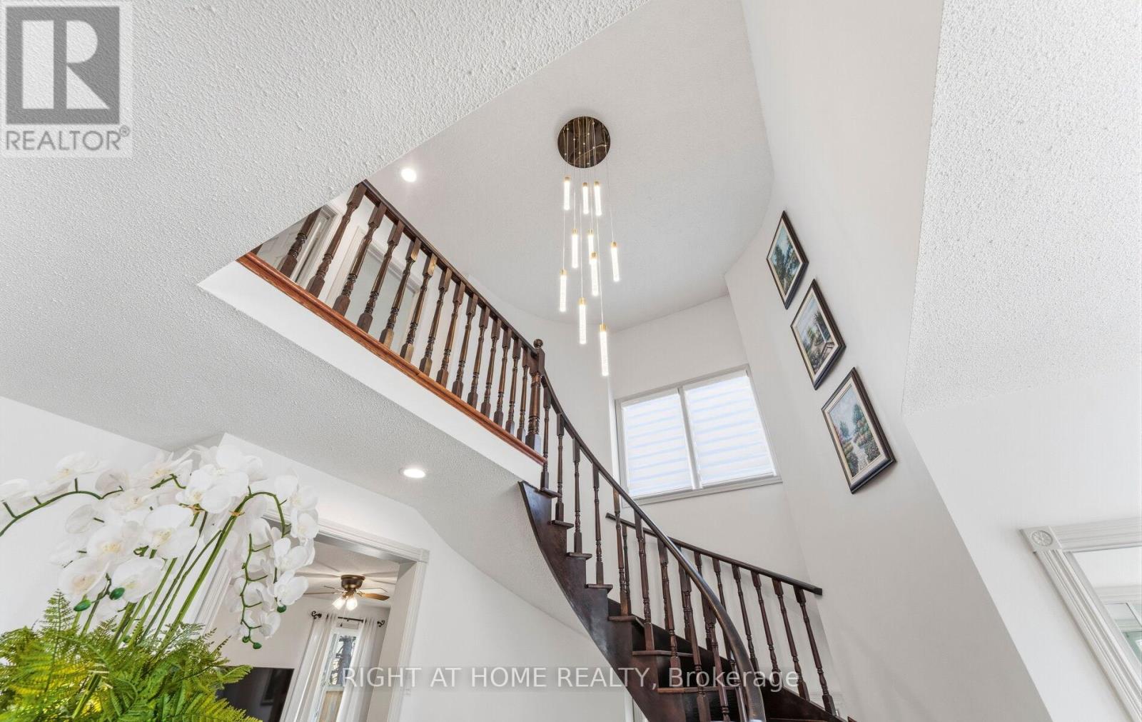 1665 Asgard Drive, Mississauga, Ontario  L5E 3G5 - Photo 18 - W13039420