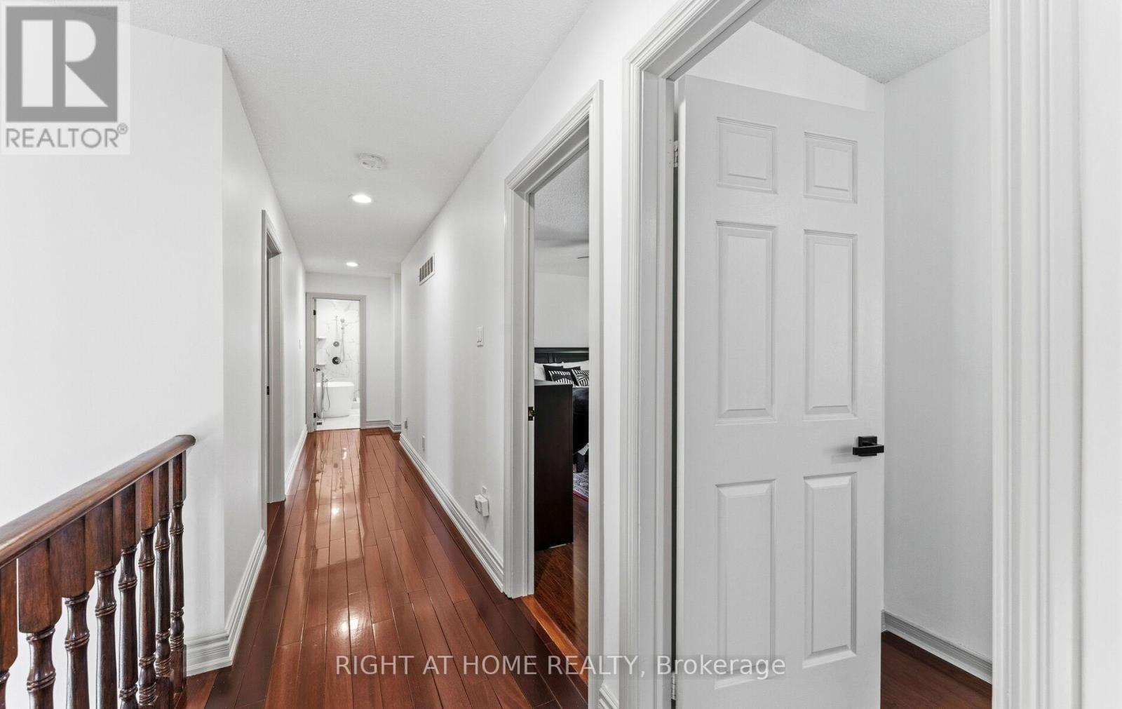 1665 Asgard Drive, Mississauga, Ontario  L5E 3G5 - Photo 19 - W13039420