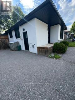 922 CENTRE STREET N, Whitby, Ontario