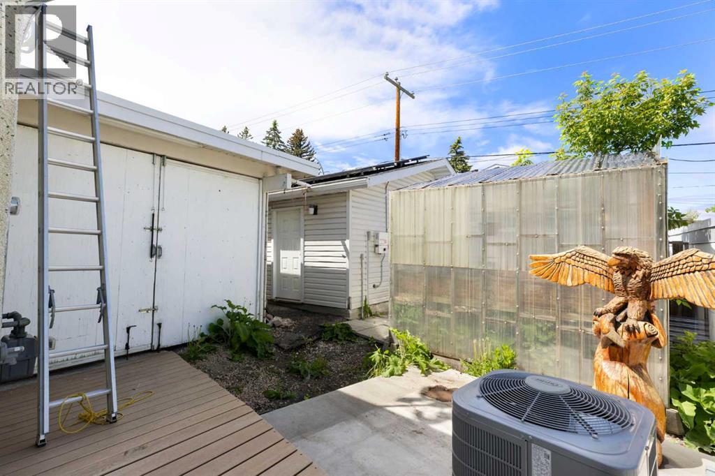 1016 Hunterdale Place NW, Calgary, Alberta  T2K 4R7 - Photo 36 - A2320394