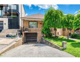 49 MONTCALM AVENUE, Toronto, Ontario