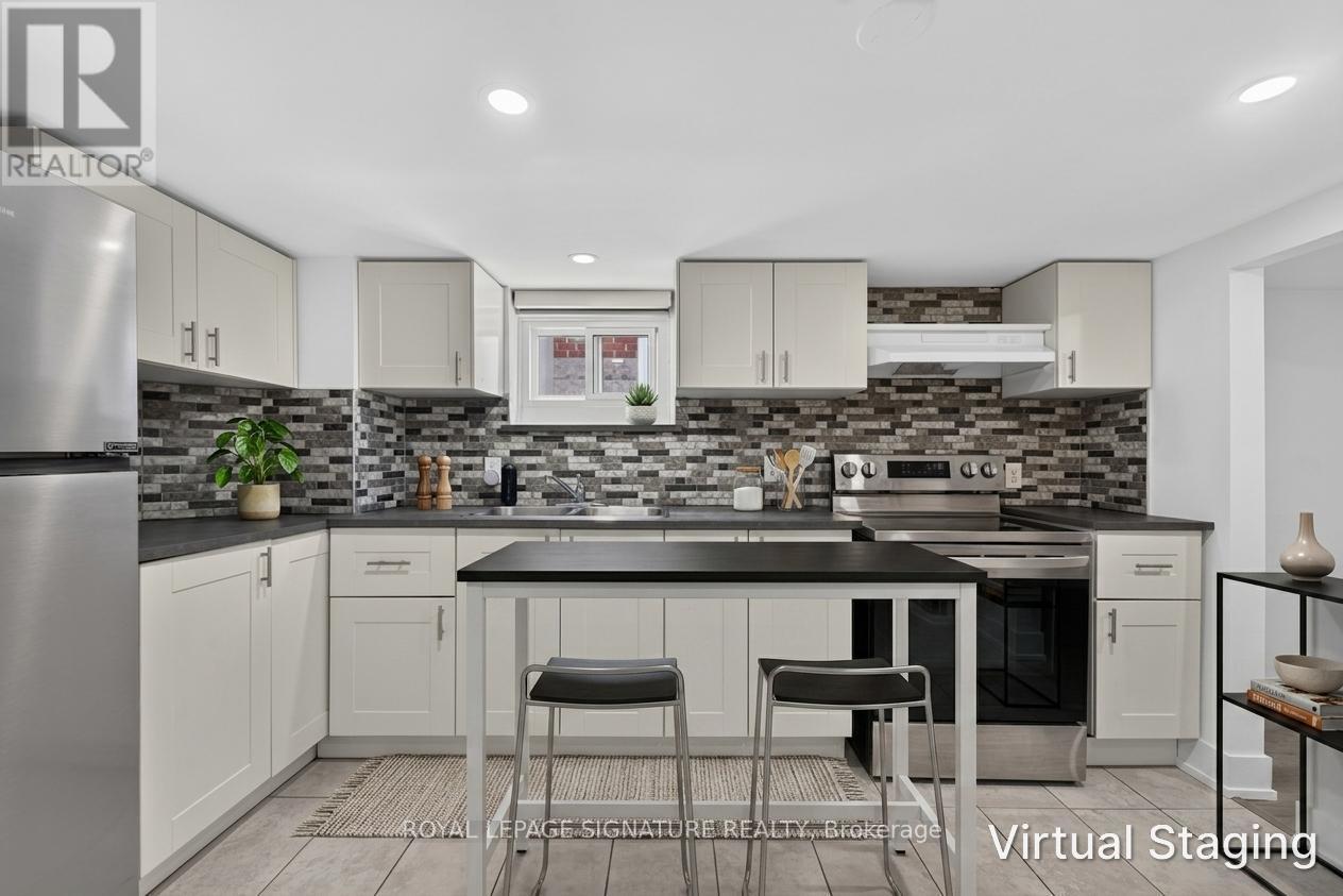 57 Miranda Avenue, Toronto, Ontario  M6E 4G3 - Photo 23 - W13463824