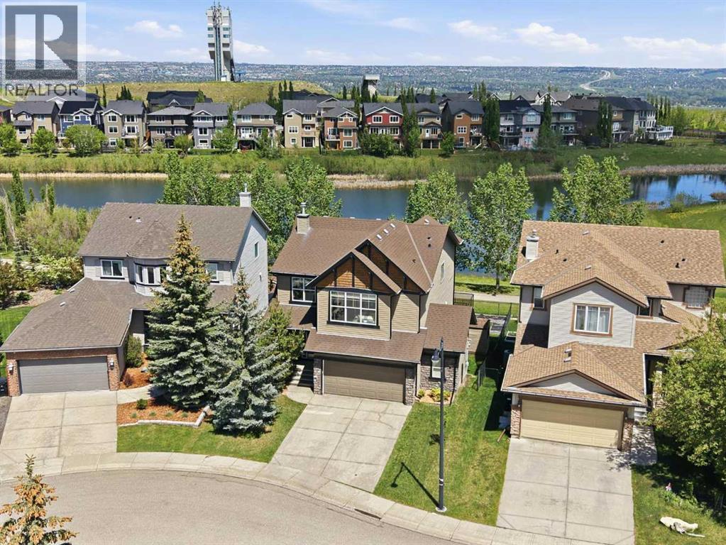 114 Cougarstone Crescent SW, Calgary, Alberta  T3H 4Z5 - Photo 2 - A2317024