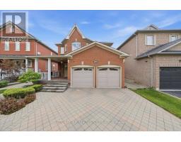 1382 AVON DRIVE, Mississauga, Ontario