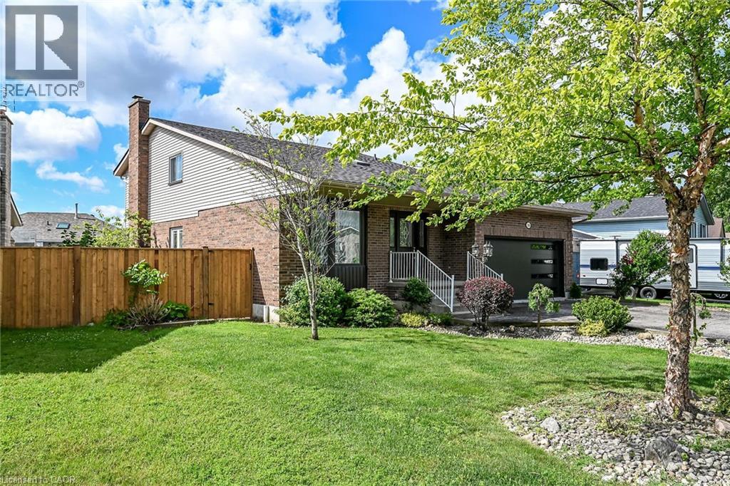 26 MCMASTER Drive, Caledonia, Ontario