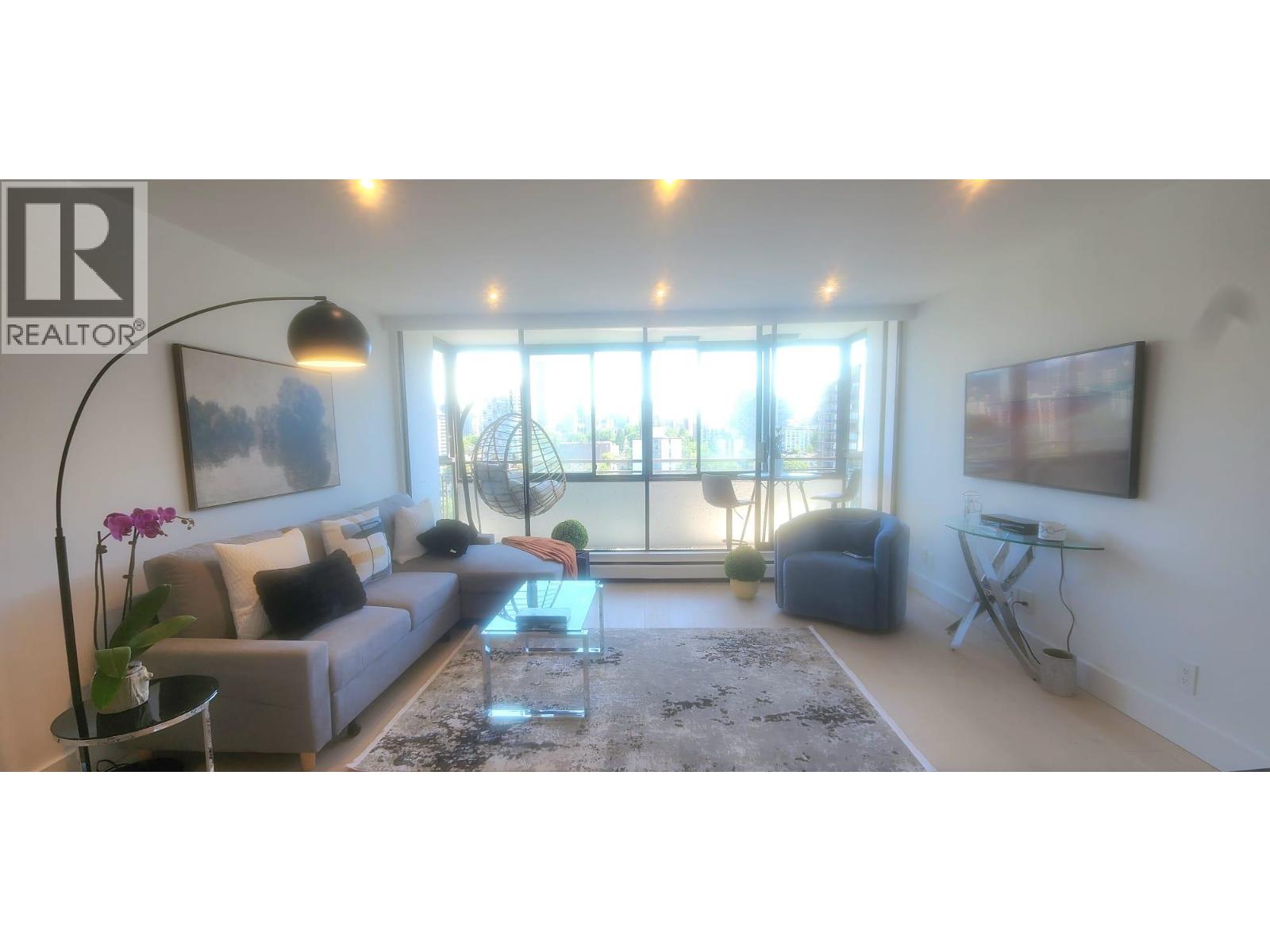 1806 1725 Pendrell Street, Vancouver, British Columbia  V6G 2X7 - Photo 2 - R3133680