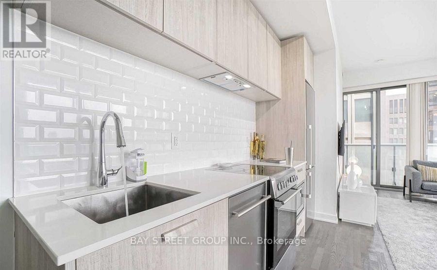 811 - 57 St Joseph Street, Toronto, Ontario  M5C 0C5 - Photo 11 - C13471354