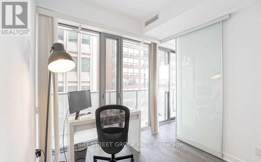 811 - 57 St Joseph Street, Toronto, Ontario  M5C 0C5 - Photo 19 - C13471354