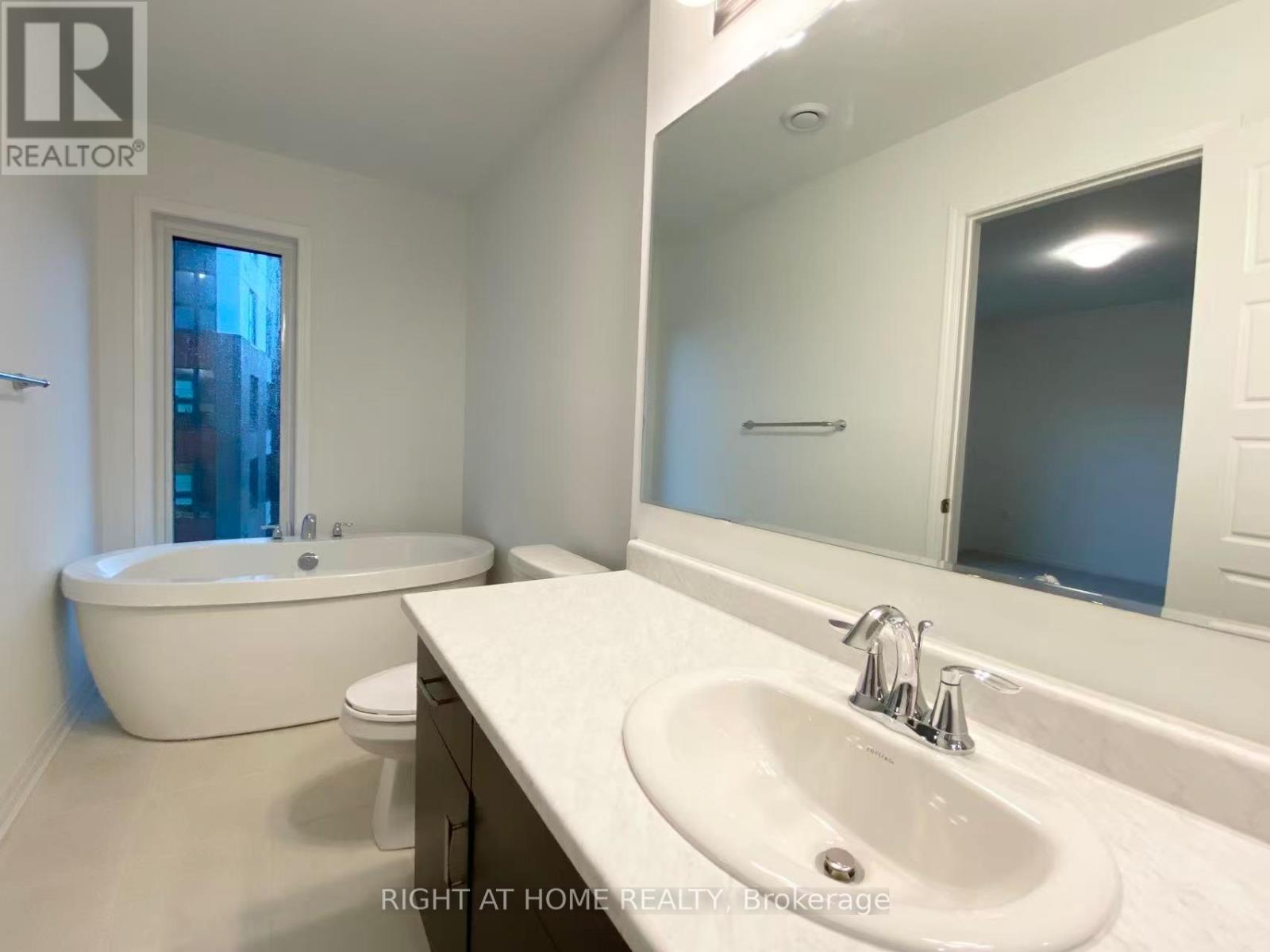 64 Kaitting Trail, Oakville, Ontario  L6M 5N5 - Photo 21 - W13471212