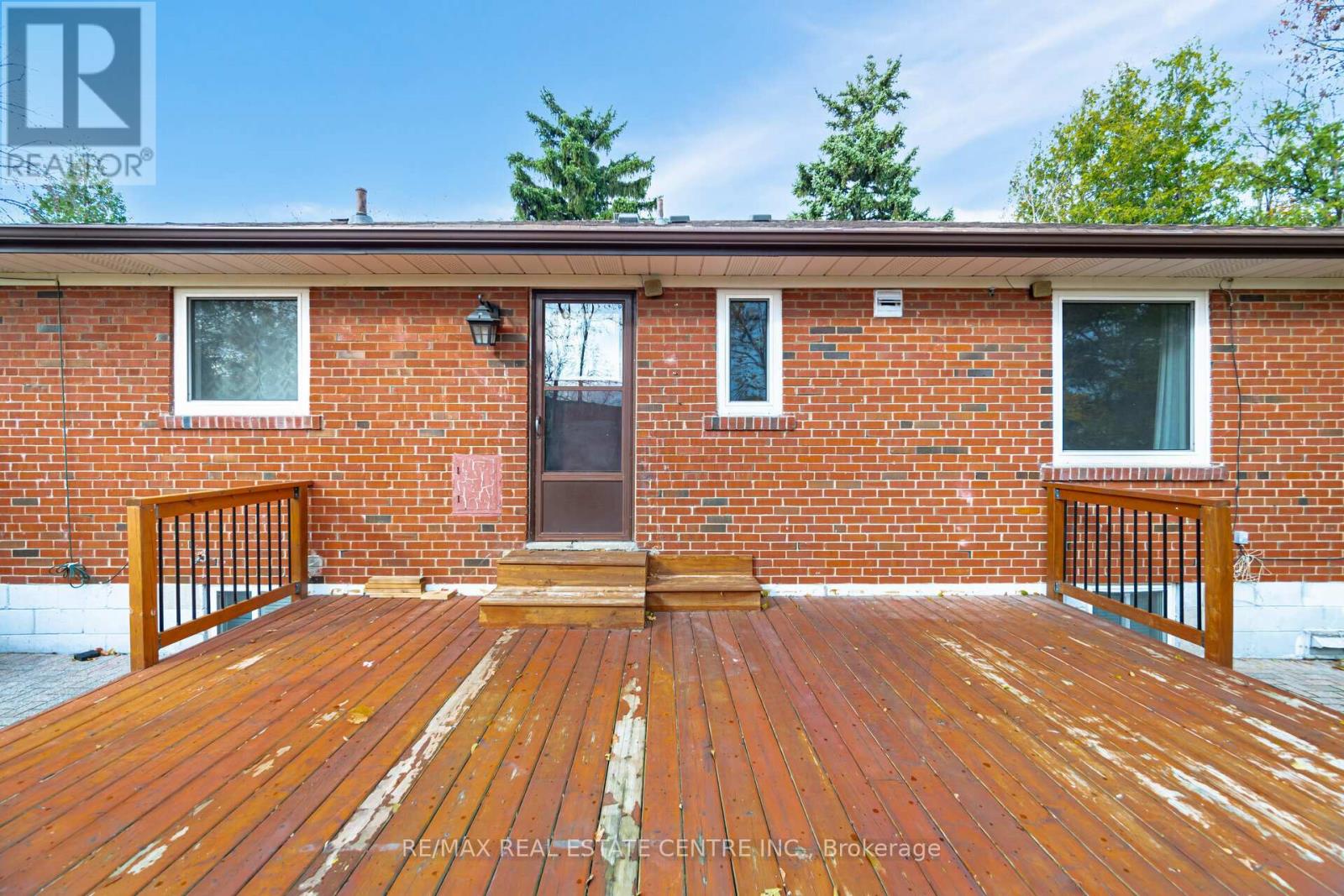 Lower - 86 Vista Boulevard, Mississauga, Ontario L5M 1C5 - Photo 11 - W13471360