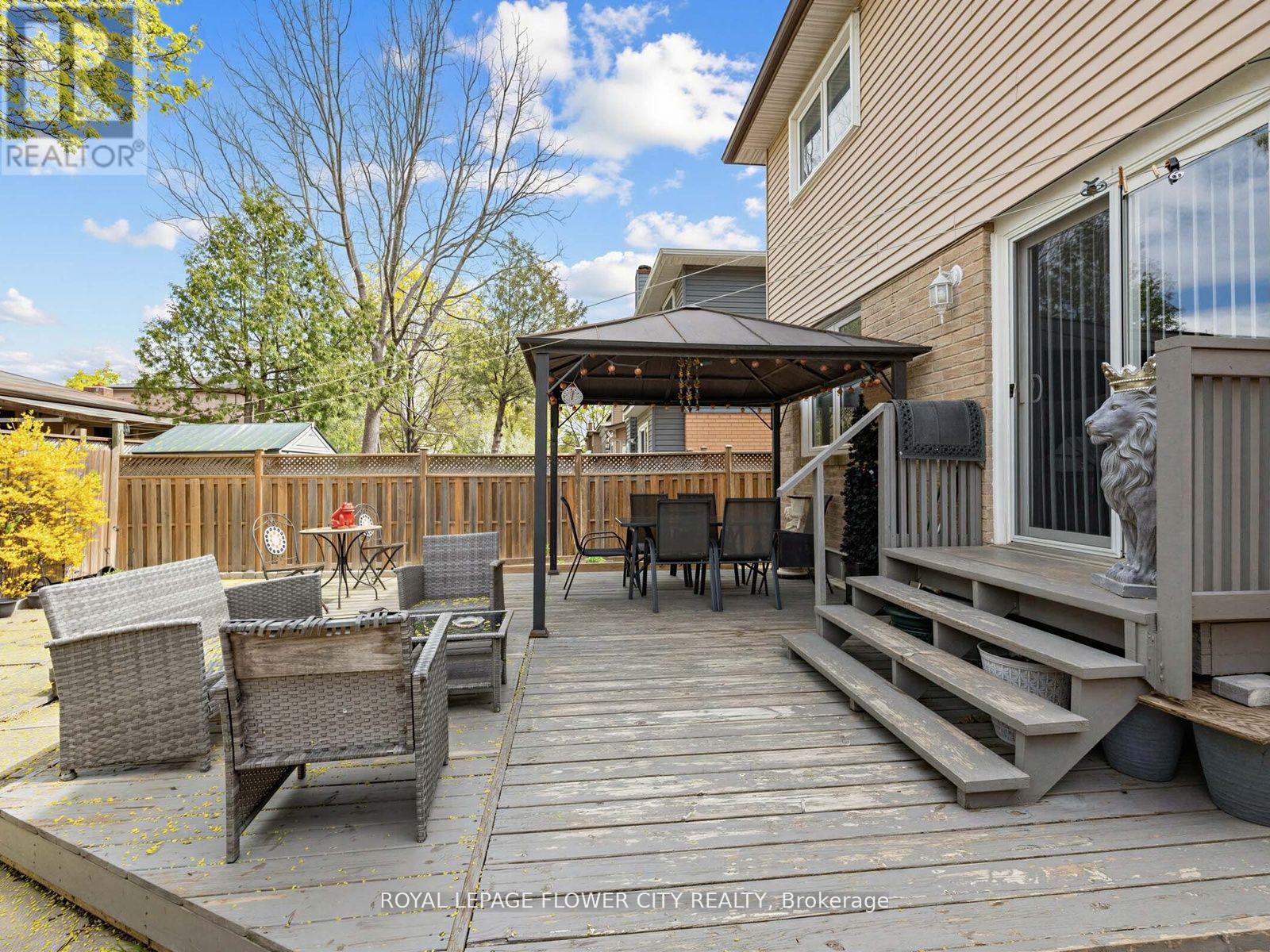 16 Blossom Avenue, Brampton, Ontario L6X 2W3 - Photo 33 - W13471370