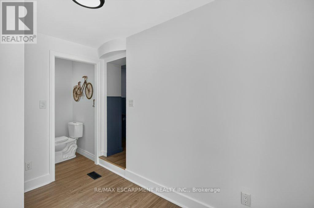21 East Bend Avenue N, Hamilton, Ontario  L8L 7E1 - Photo 24 - X13470592