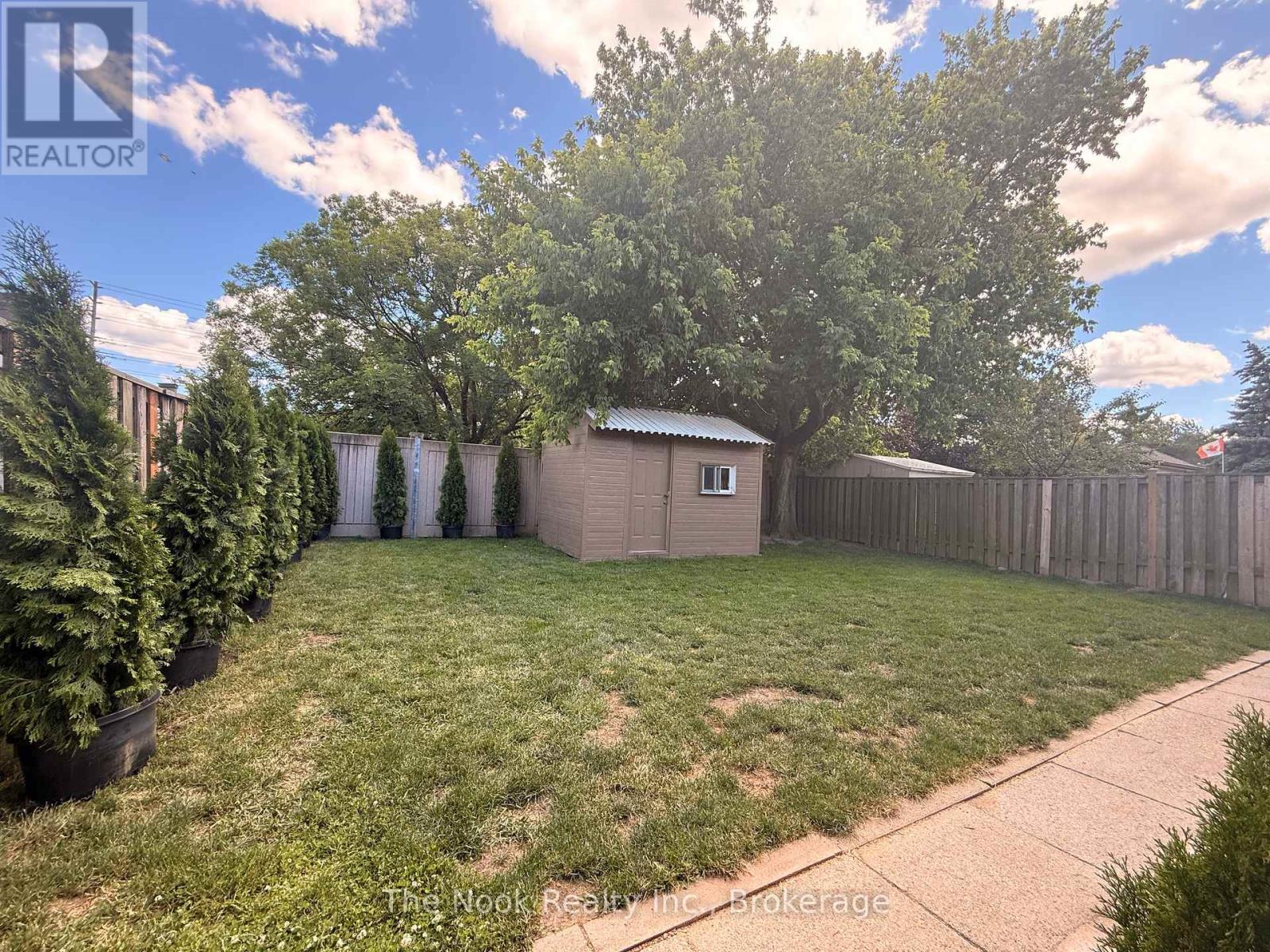 938 Wetherby Lane, Mississauga, Ontario  L4W 4S7 - Photo 45 - W13106076