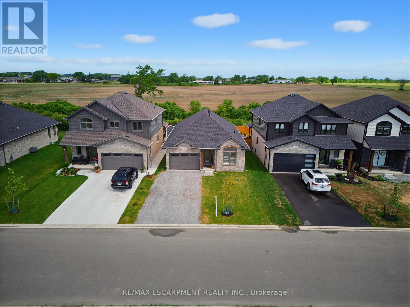 131 CRADDOCK BOULEVARD, Haldimand, Ontario