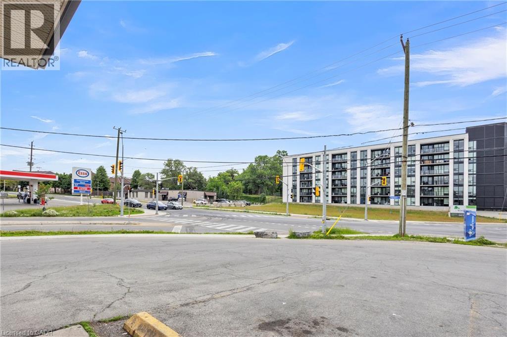 155 Highland Road E, Kitchener, Ontario  N2M 3W1 - Photo 5 - 40840972