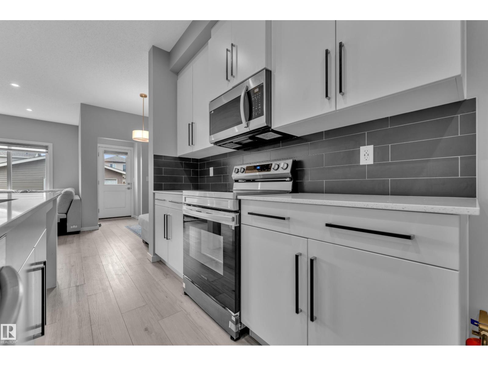 7043 182 Av Nw, Edmonton, Alberta  T5Z 0V6 - Photo 13 - E4494935