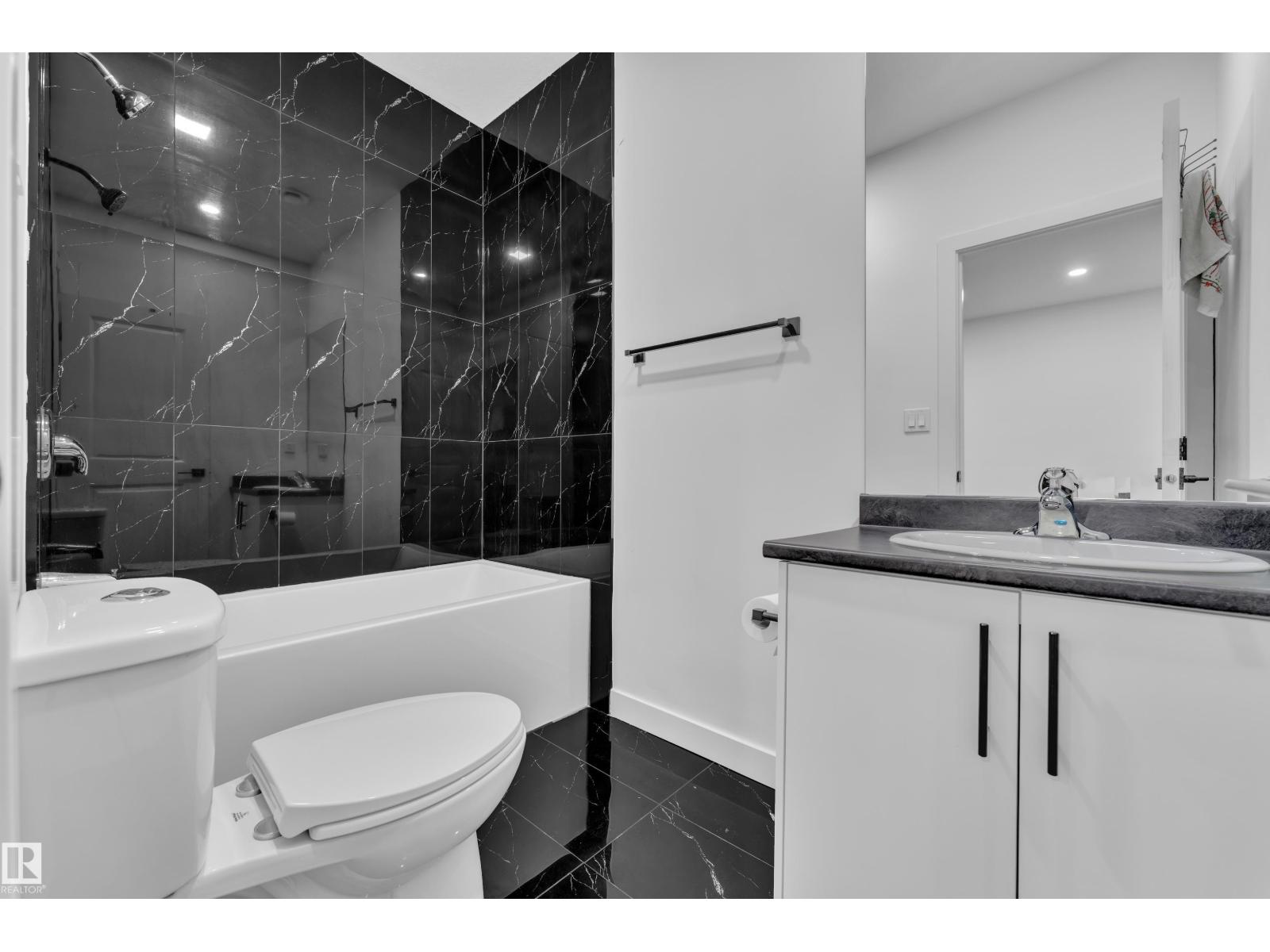 7043 182 Av Nw, Edmonton, Alberta  T5Z 0V6 - Photo 39 - E4494935