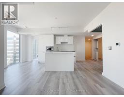 2009 - 238 SIMCOE STREET, Toronto, Ontario