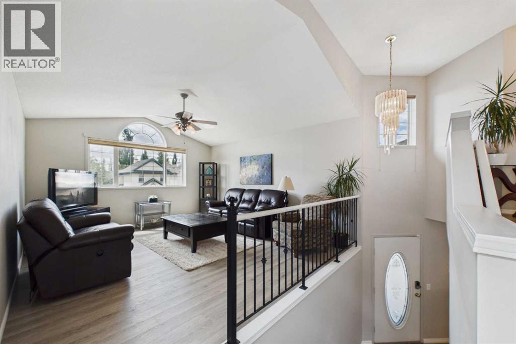 3758 Douglas Ridge Link SE, Calgary, Alberta  T2Z 3H7 - Photo 22 - A2319564