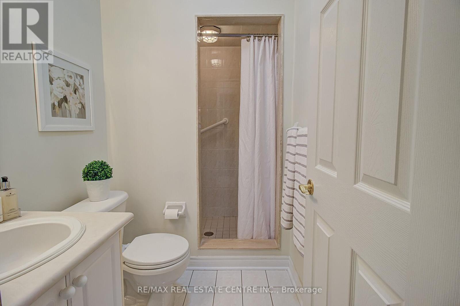 17 Golf Links Drive, Brampton, Ontario  L6R 1W5 - Photo 21 - W13471424