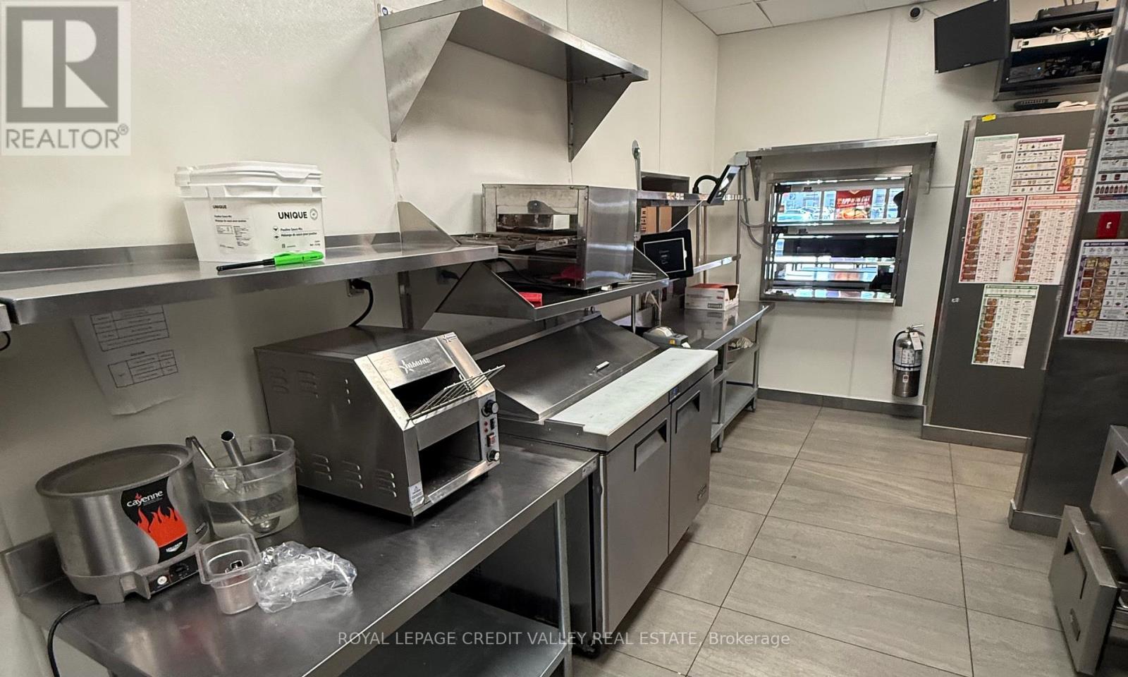 163 First Street E, Orangeville, Ontario L9W 3J8 - Photo 23 - W13471436
