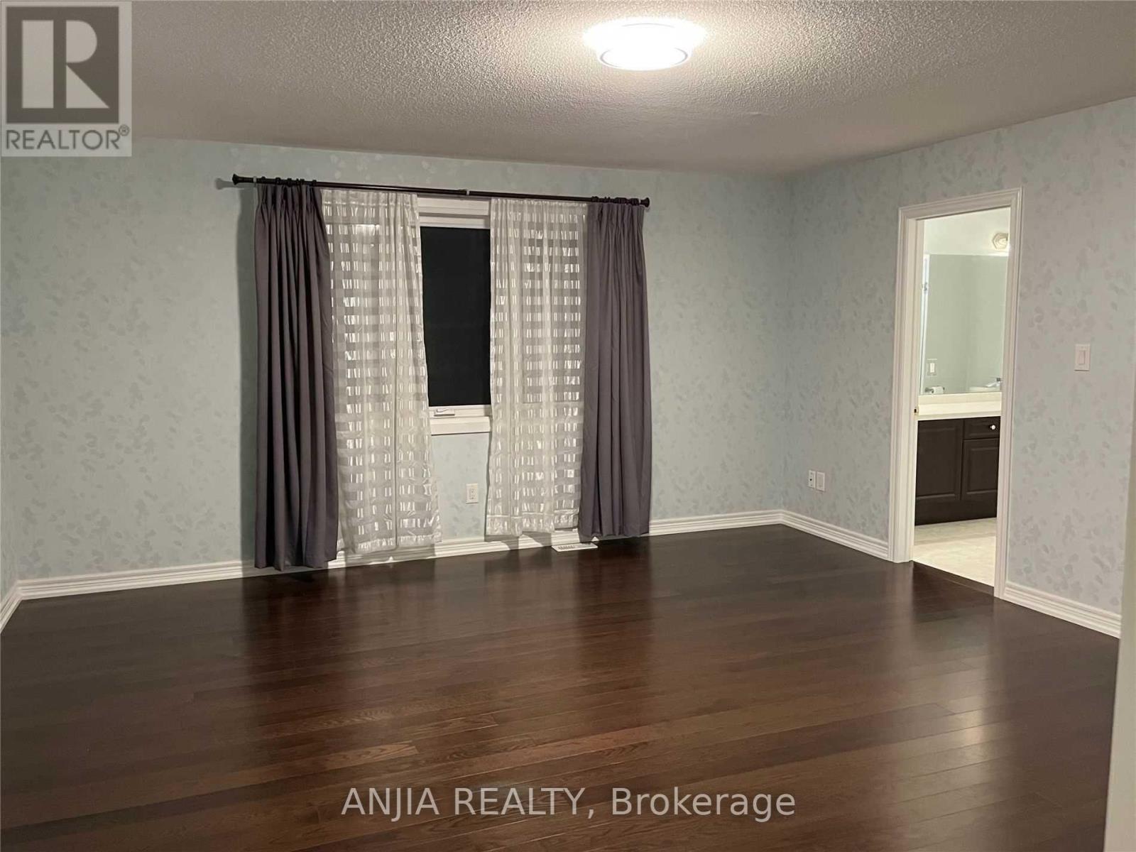 220 Hazelton Avenue, Markham, Ontario  L6C 0L9 - Photo 4 - N13470536