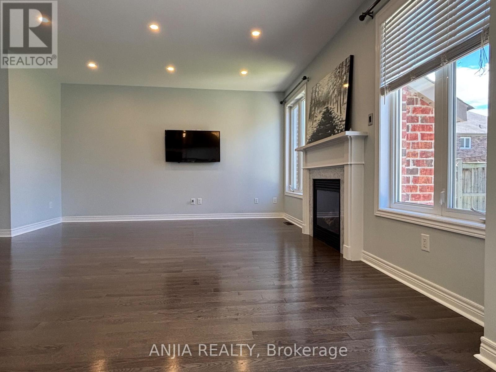 220 Hazelton Avenue, Markham, Ontario  L6C 0L9 - Photo 7 - N13470536