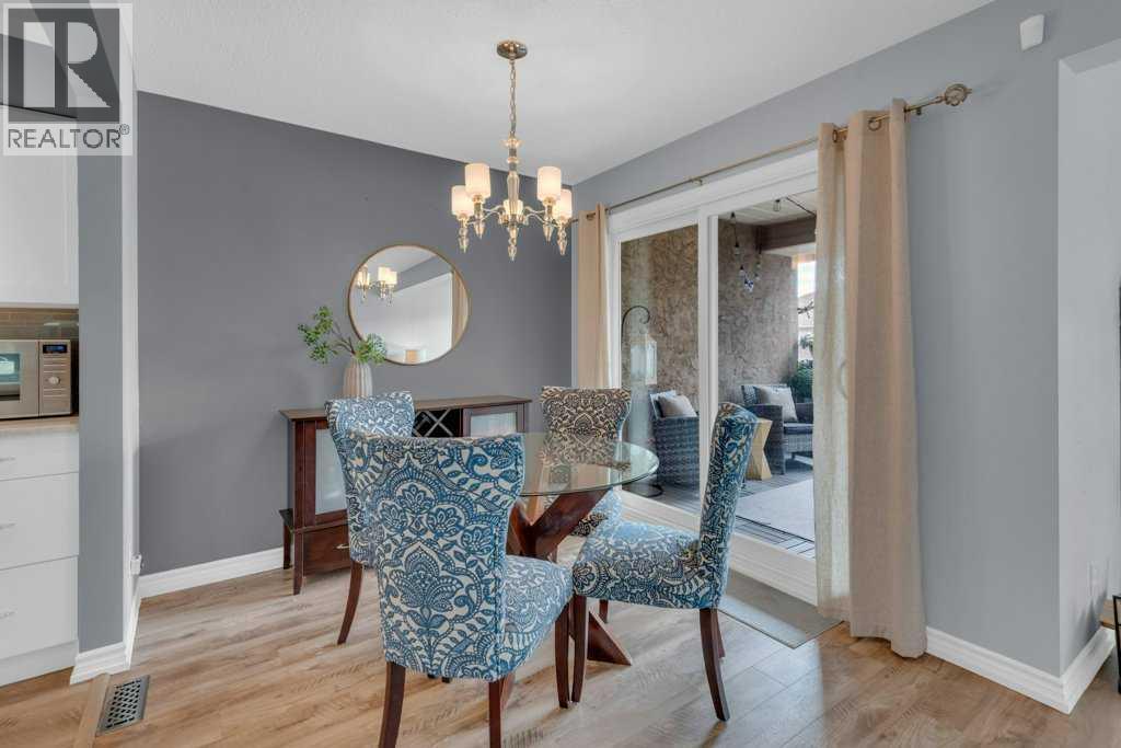 11 Stradwick Place SW, Calgary, Alberta  T3H 1T3 - Photo 7 - A2319155