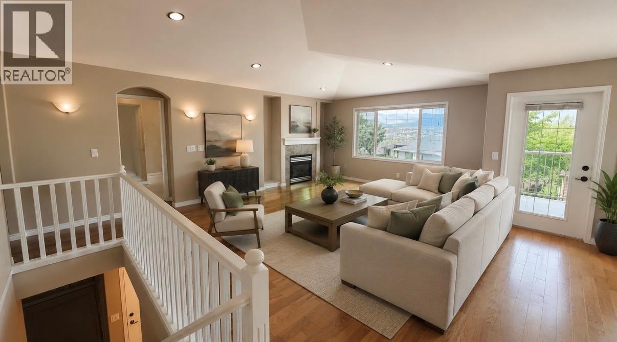 3512 Ridge Boulevard Unit# 6, West Kelowna, British Columbia  V4T 2H9 - Photo 3 - 10386019