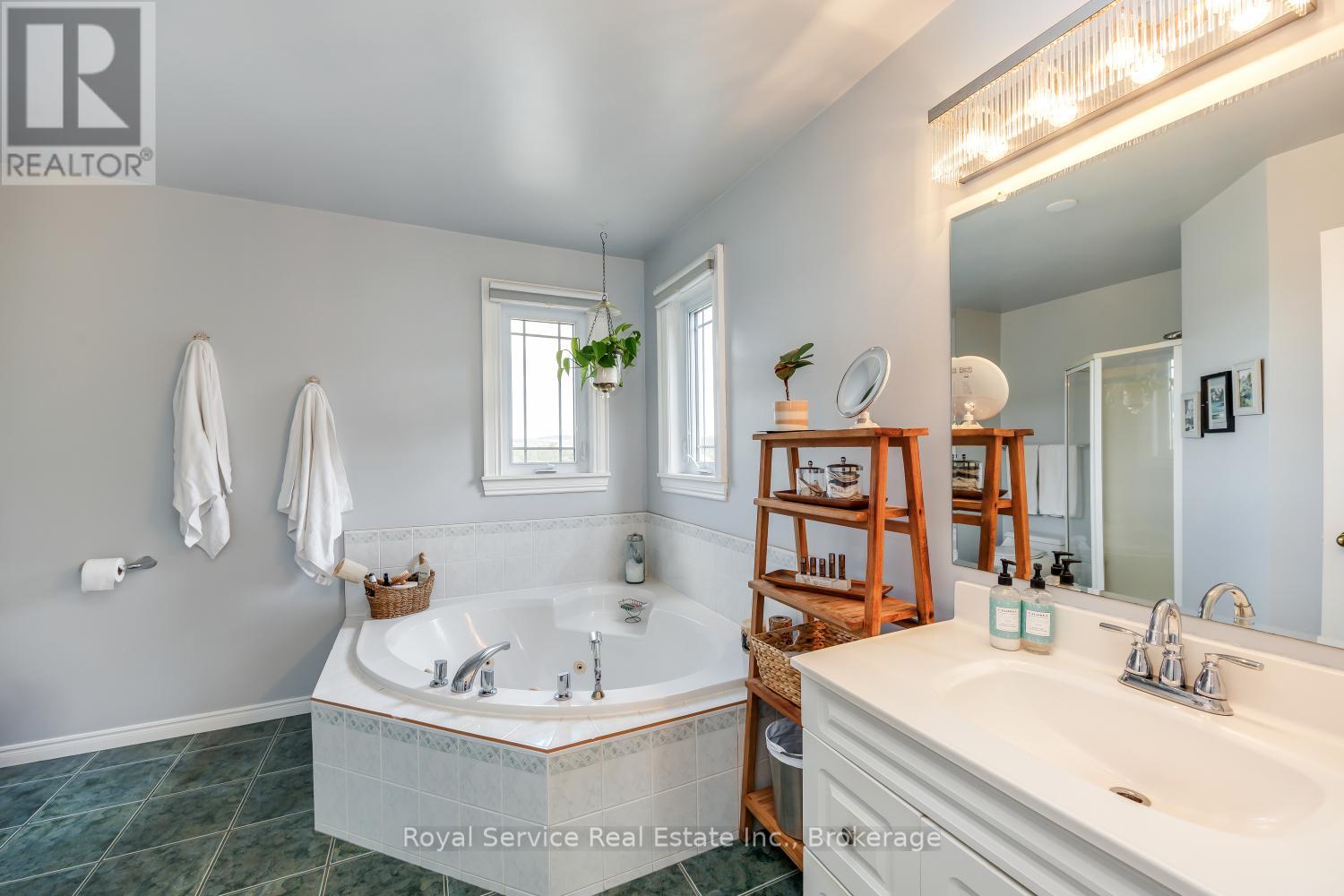 7706 Bickle Hill Road, Hamilton Township, Ontario  K9A 4J7 - Photo 25 - X13469548