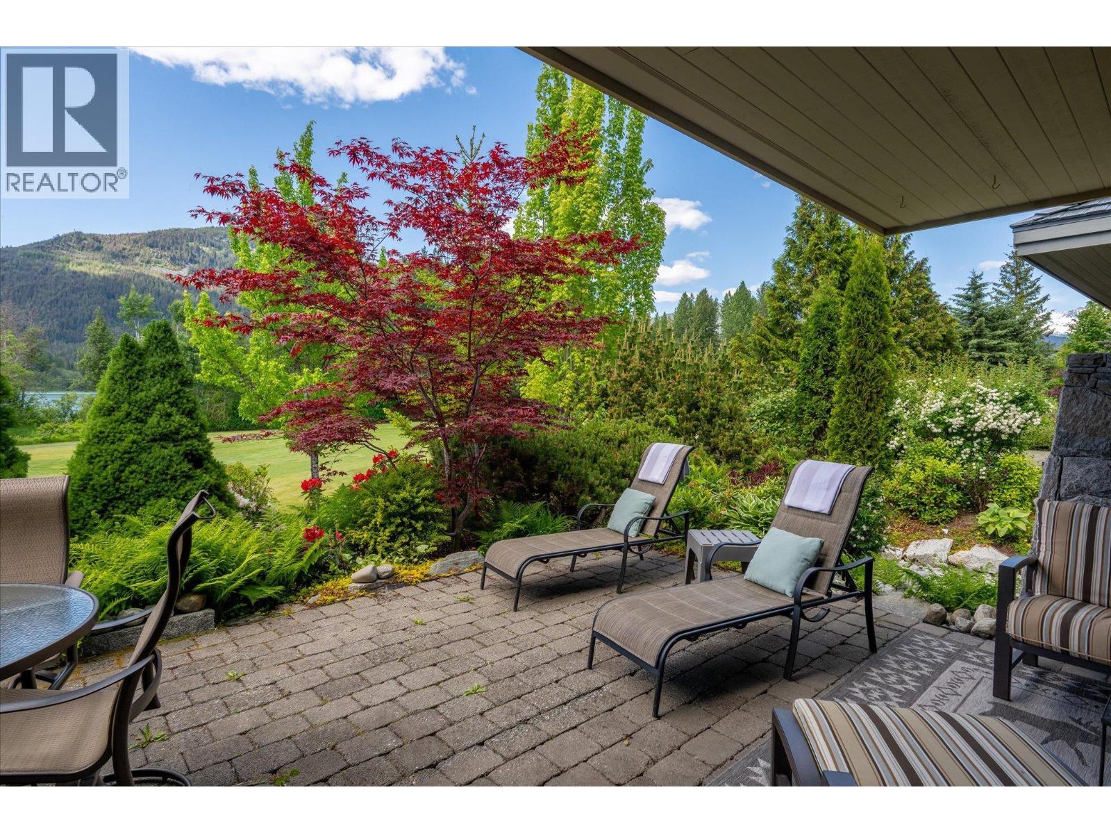 8323 Glen Abbey Lane, Whistler, British Columbia V8E 1J7 - Photo 5 - R3138139