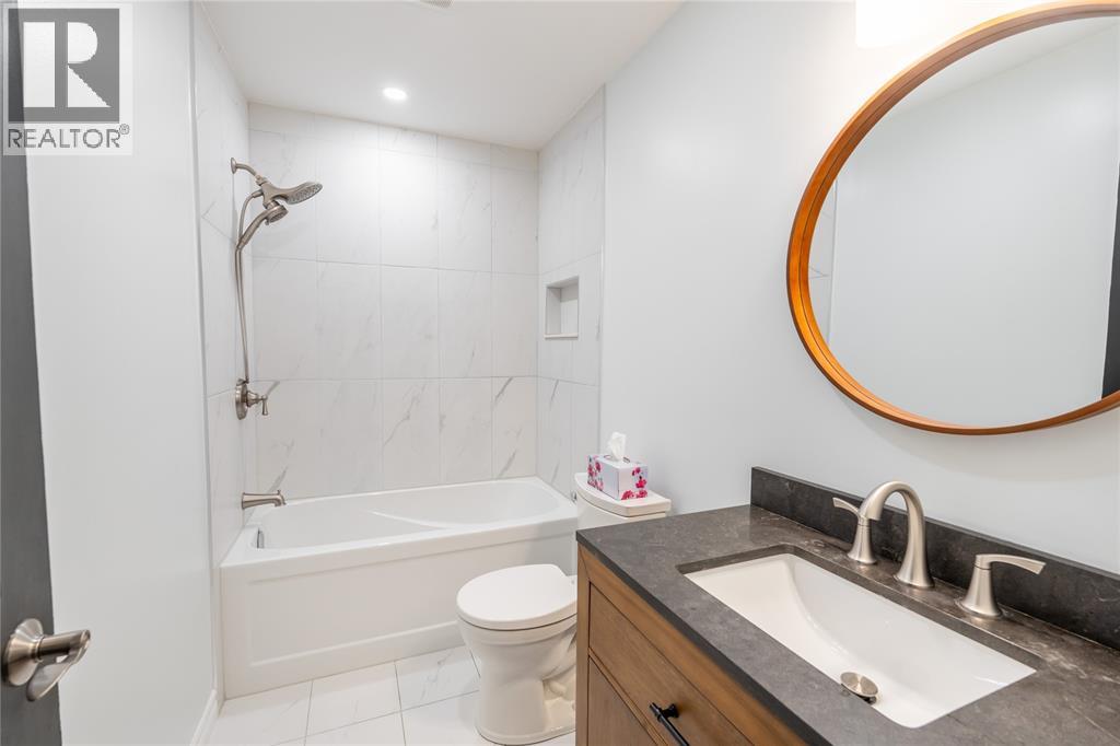 4083 Collingwood Street, Plympton-Wyoming, Ontario  N0N 1J6 - Photo 18 - 26014712