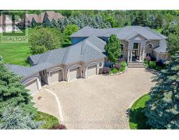 16 LAKE WOODS DRIVE, Whitchurch-Stouffville, Ontario