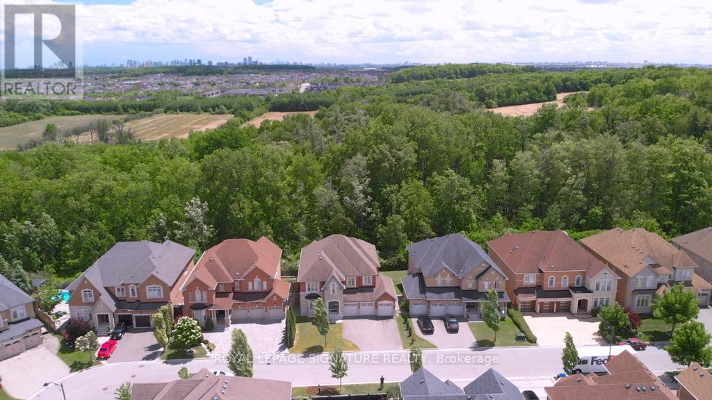 210 Upper Post Road, Vaughan, Ontario  L6A 4K1 - Photo 3 - N13471458