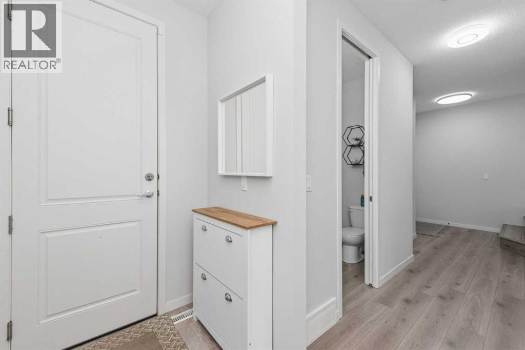 54 Seton Manor SE, Calgary, Alberta  T3M 2V8 - Photo 5 - A2317575