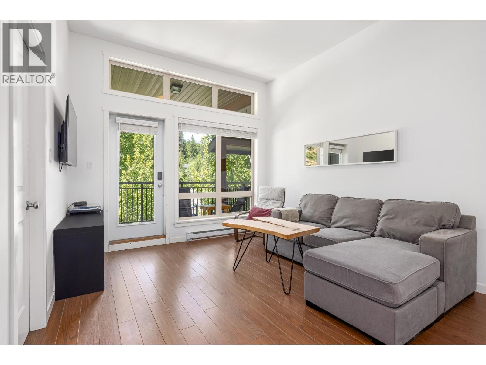 7 7450 PROSPECT STREET, Pemberton, British Columbia