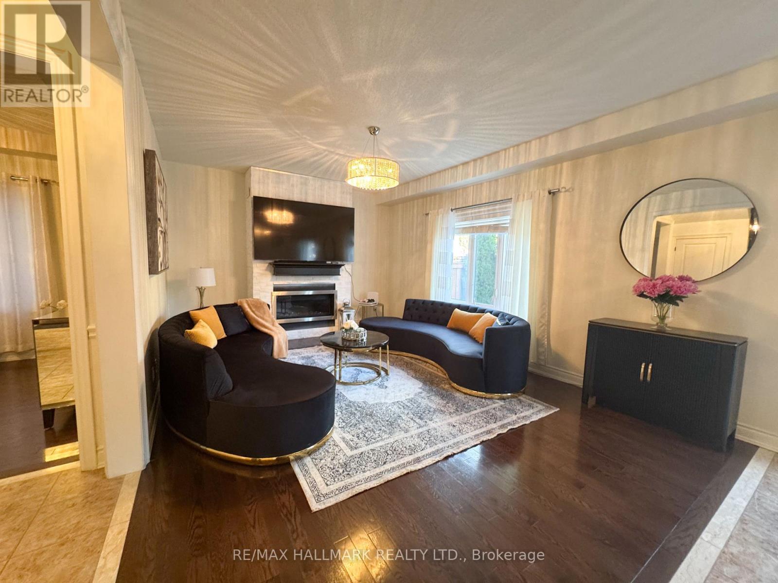 33 Mckenzie Way, Bradford West Gwillimbury, Ontario  L3Z 0K1 - Photo 21 - N13471102