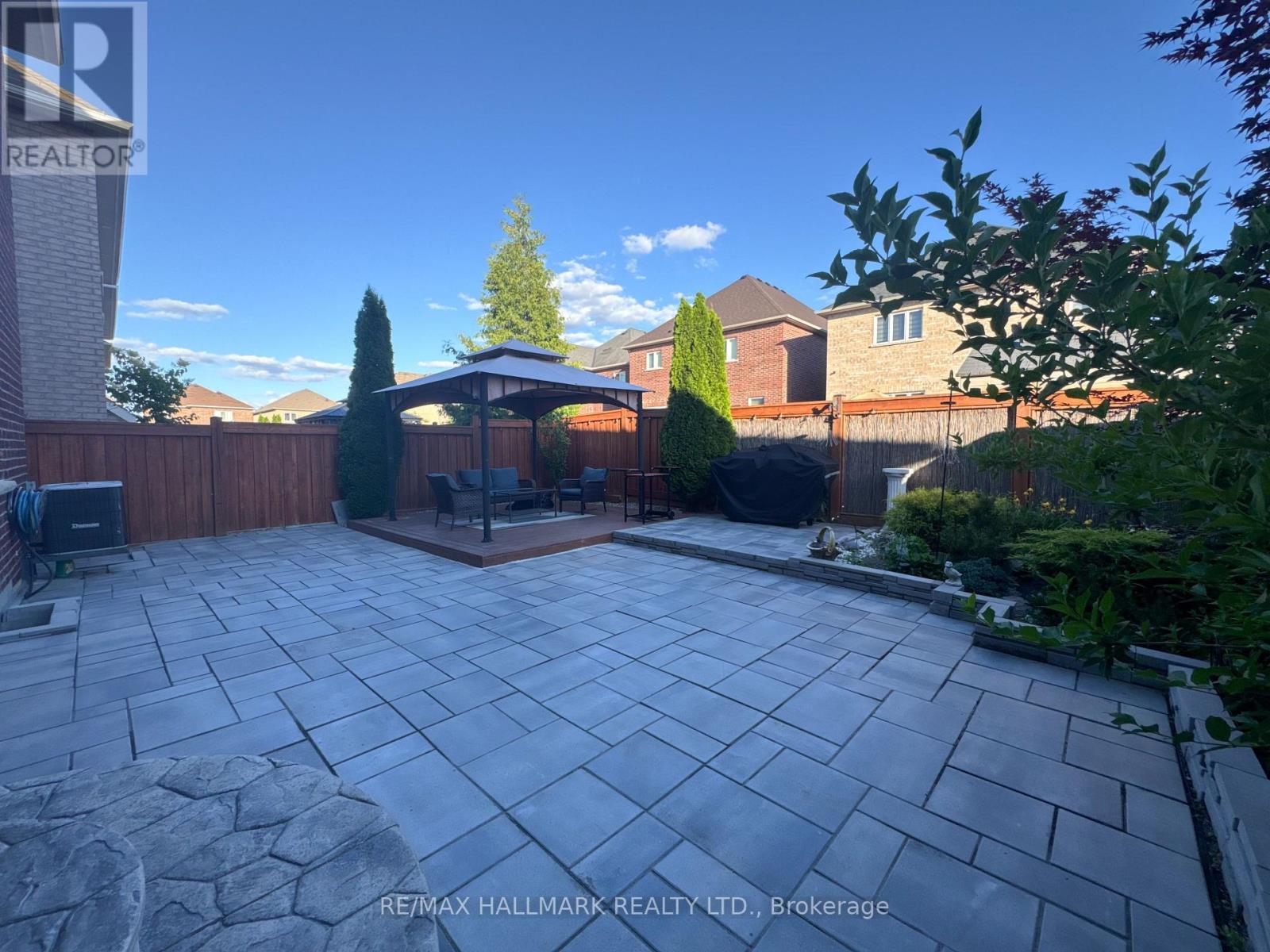 33 Mckenzie Way, Bradford West Gwillimbury, Ontario  L3Z 0K1 - Photo 25 - N13471102