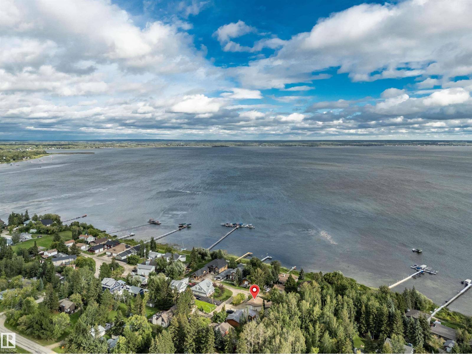 605 6st. Ross Haven, Rural Lac Ste. Anne County, Alberta  T0E 1A0 - Photo 4 - E4475346