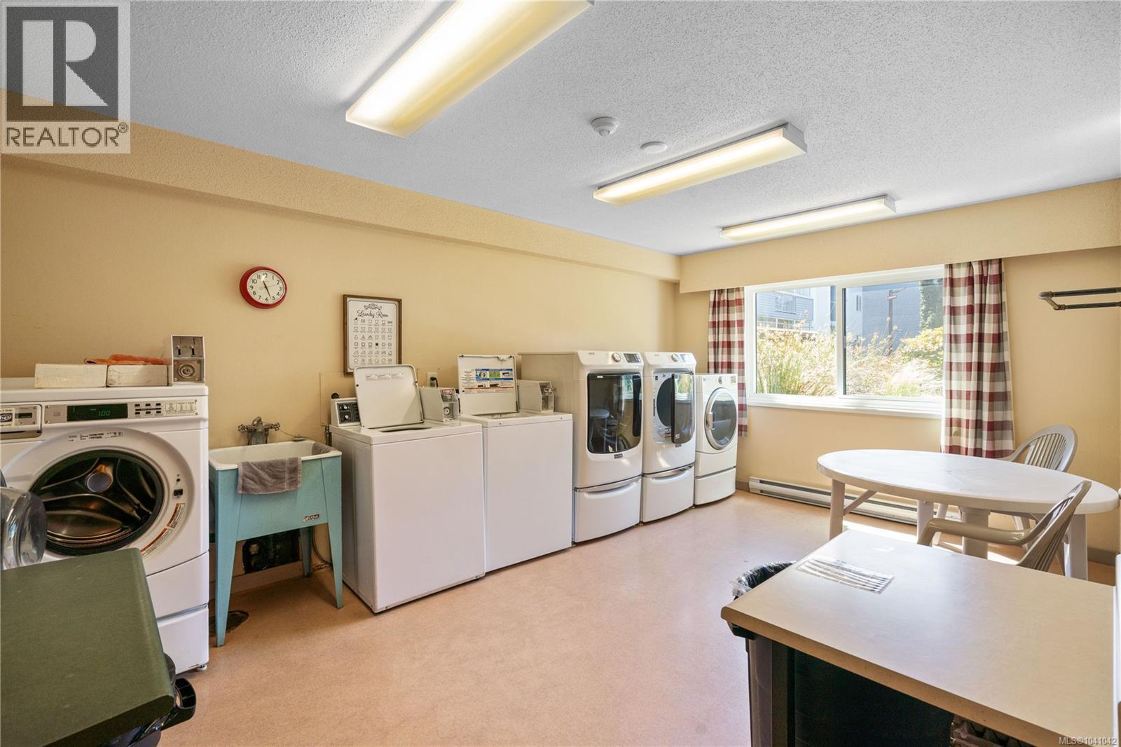 306 1101 Hilda St, Victoria, British Columbia  V8V 4T2 - Photo 41 - 1041042
