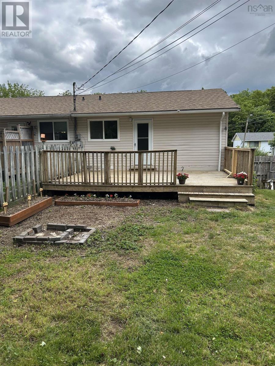 97 Nictaux Drive, Lower Sackville, Nova Scotia  B4C 2C6 - Photo 2 - 202607904