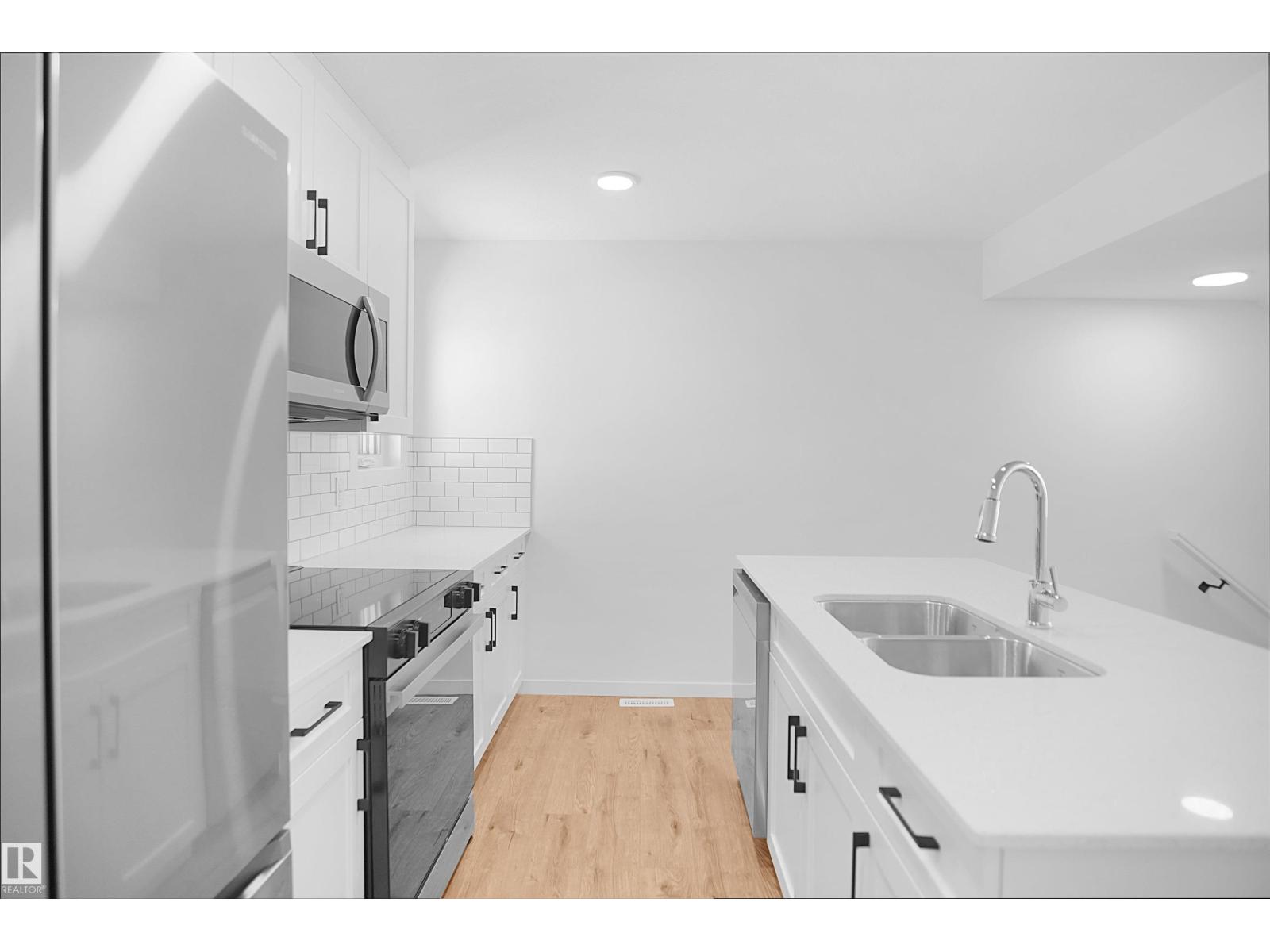 2 1209 Keswick Dr SW, Edmonton, Alberta  T6W 4J5 - Photo 17 - E4474973
